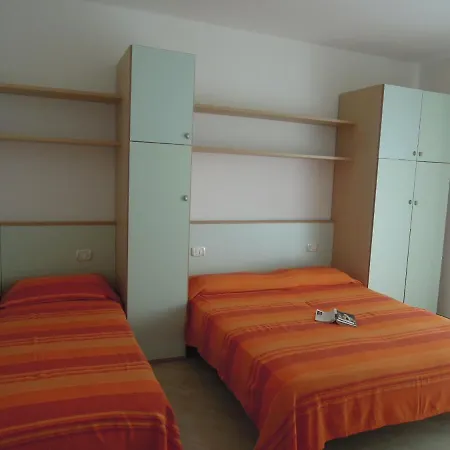 Cozy Flat Near - Beahost
