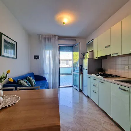 Cozy Flat Near Beach-beahost Апартаменты Бибионе